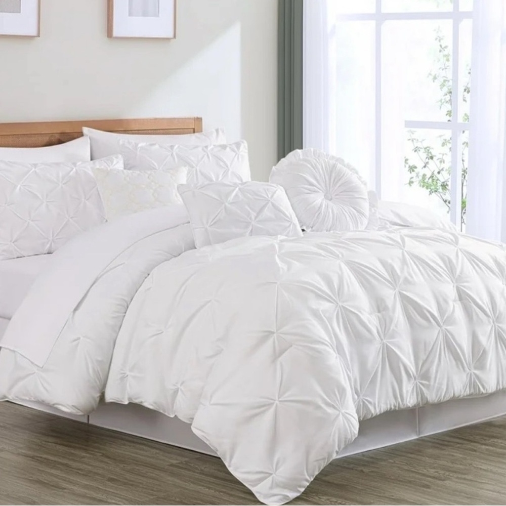 Elegant Pintuck White Comforter Set - Home Bedding